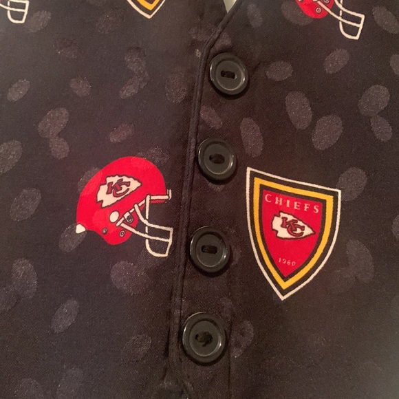 KC Chiefs vest - Picture 2 of 6